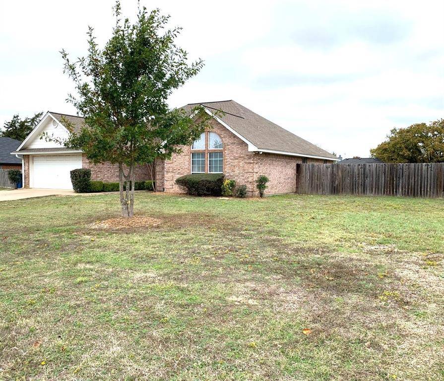 Lindale, TX 75771,829 Greenwood Circle