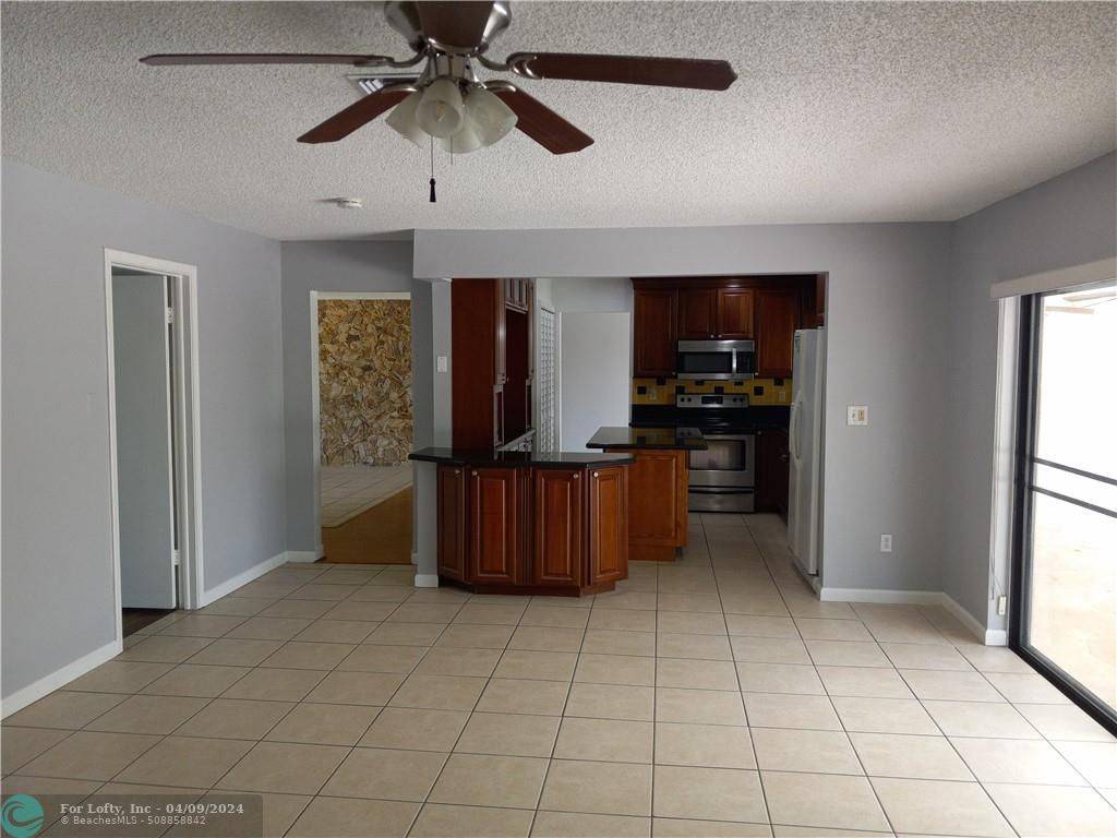 Cooper City, FL 33328,5151 SW 101st Ave