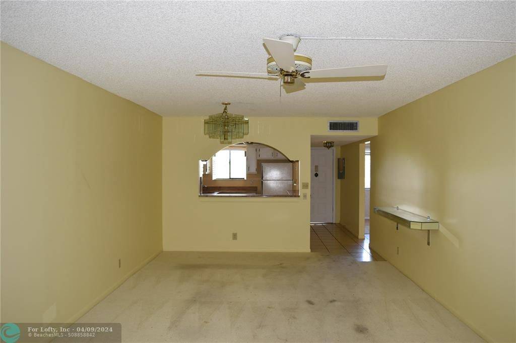 Lake Worth Beach, FL 33467,3154 Via Poinciana  #311