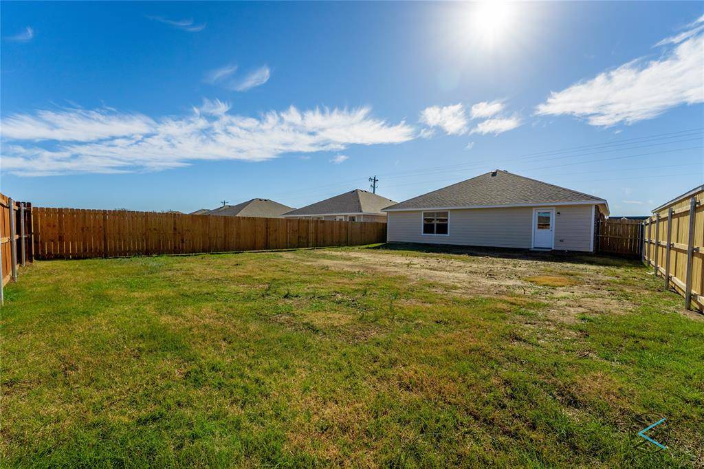 Mabank, TX 75147,18105 County Road 4001