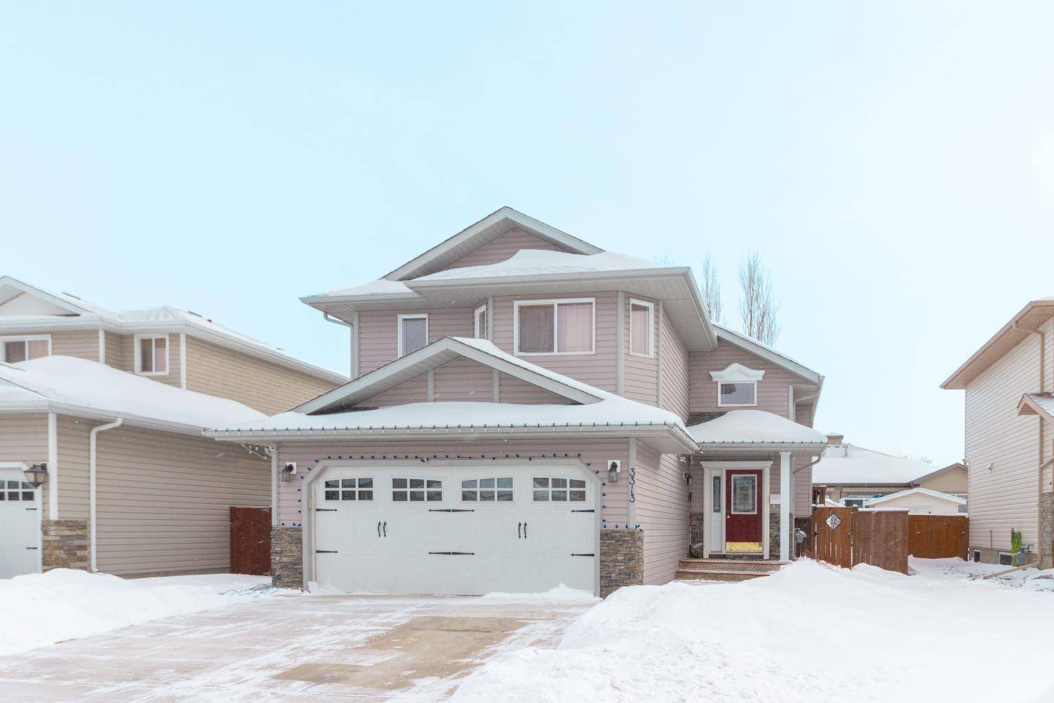 Camrose, AB T4V 4B3,3313 51 Street Close