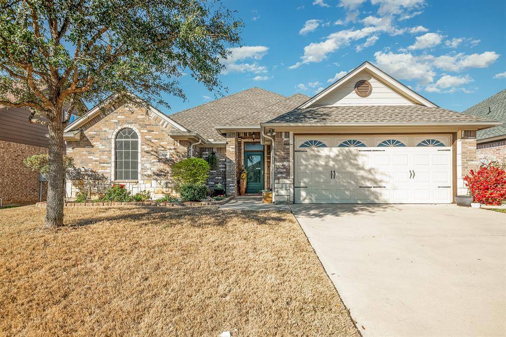 Granbury, TX 76049,208 Donna Circle