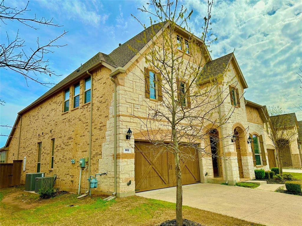 Euless, TX 76039,902 Cottontail Lane