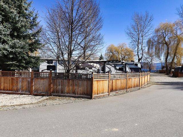 69 COTTONWOOD DRIVE, North Shuswap, BC V0E 1M4
