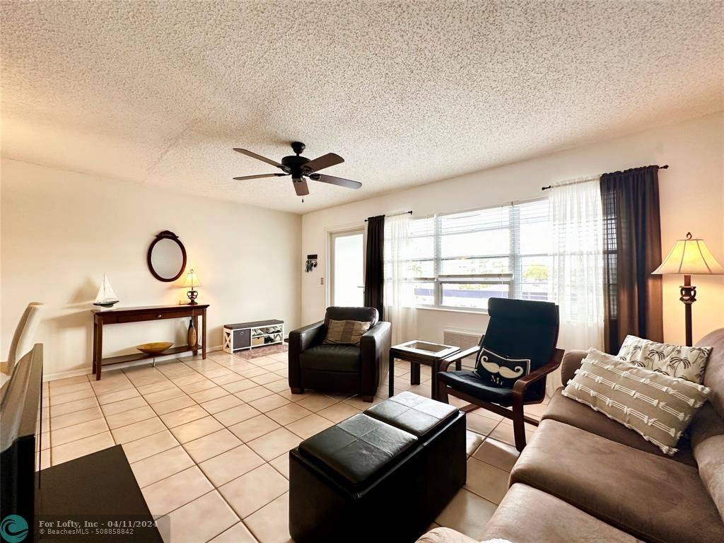 Deerfield Beach, FL 33442,76 Oakridge G  #76