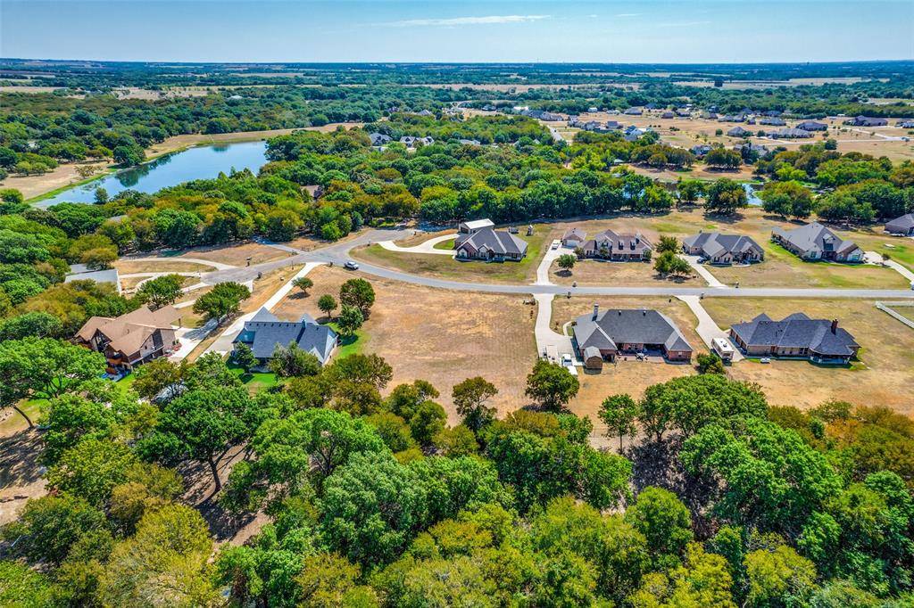 Gunter, TX 75058,lot 33 Hidden Lakes Boulevard