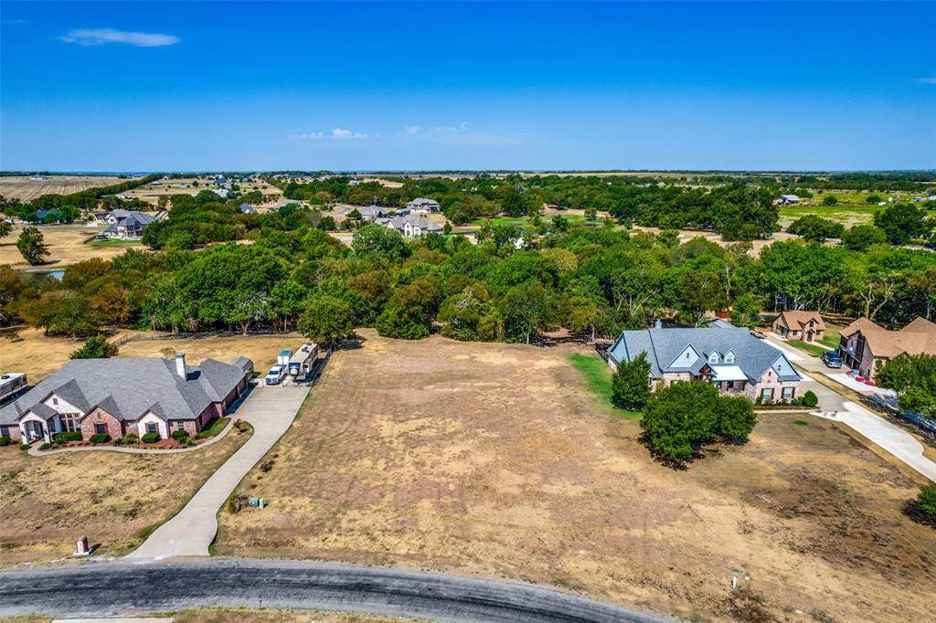 Gunter, TX 75058,lot 33 Hidden Lakes Boulevard