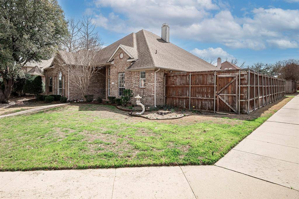 Plano, TX 75025,2444 Hopkins Drive