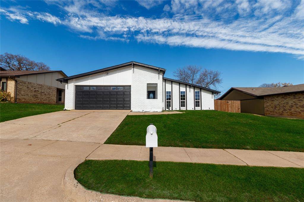 Bedford, TX 76021,3821 Aspenwood Drive