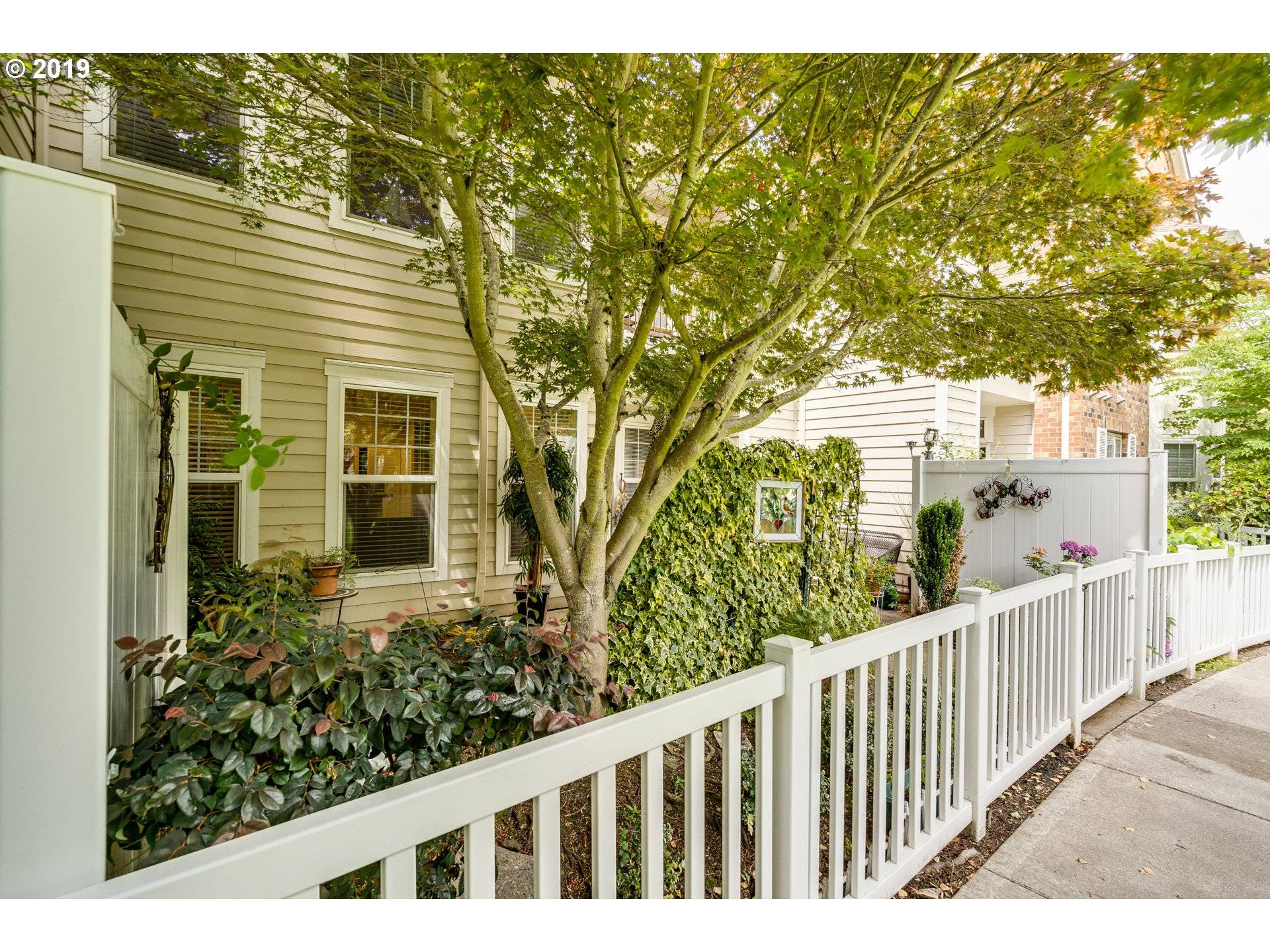 Hillsboro, OR 97124,1170 NE 64TH LN #1202