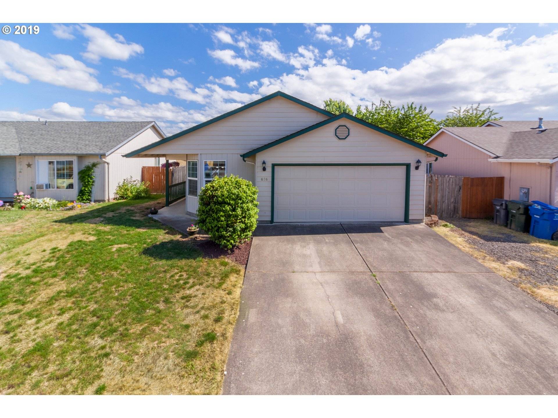 Jefferson, OR 97352,676 S SUNRISE DR