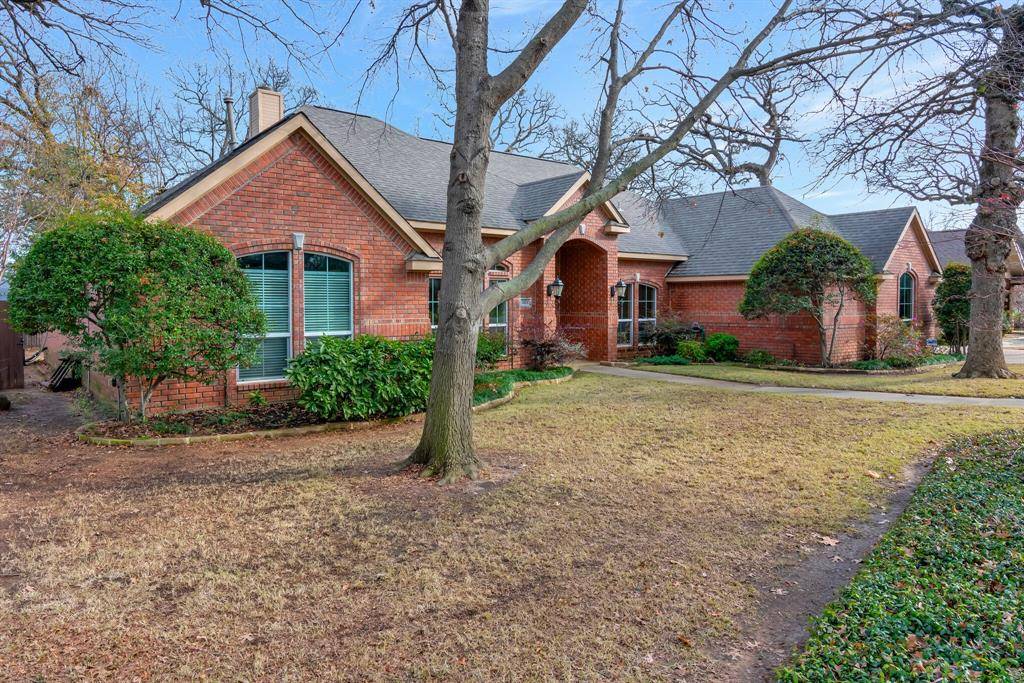 Grapevine, TX 76051,3424 Lakeridge Drive