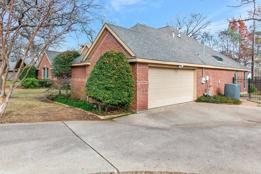 Grapevine, TX 76051,3424 Lakeridge Drive