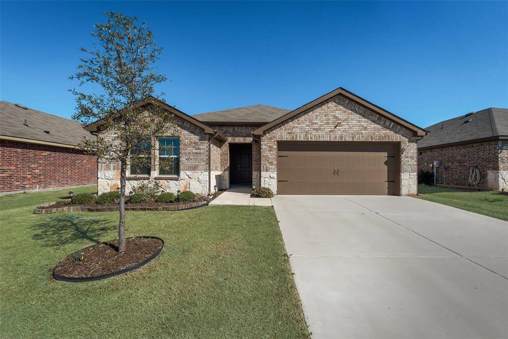 Royse City, TX 75189,912 Silver Maple Lane