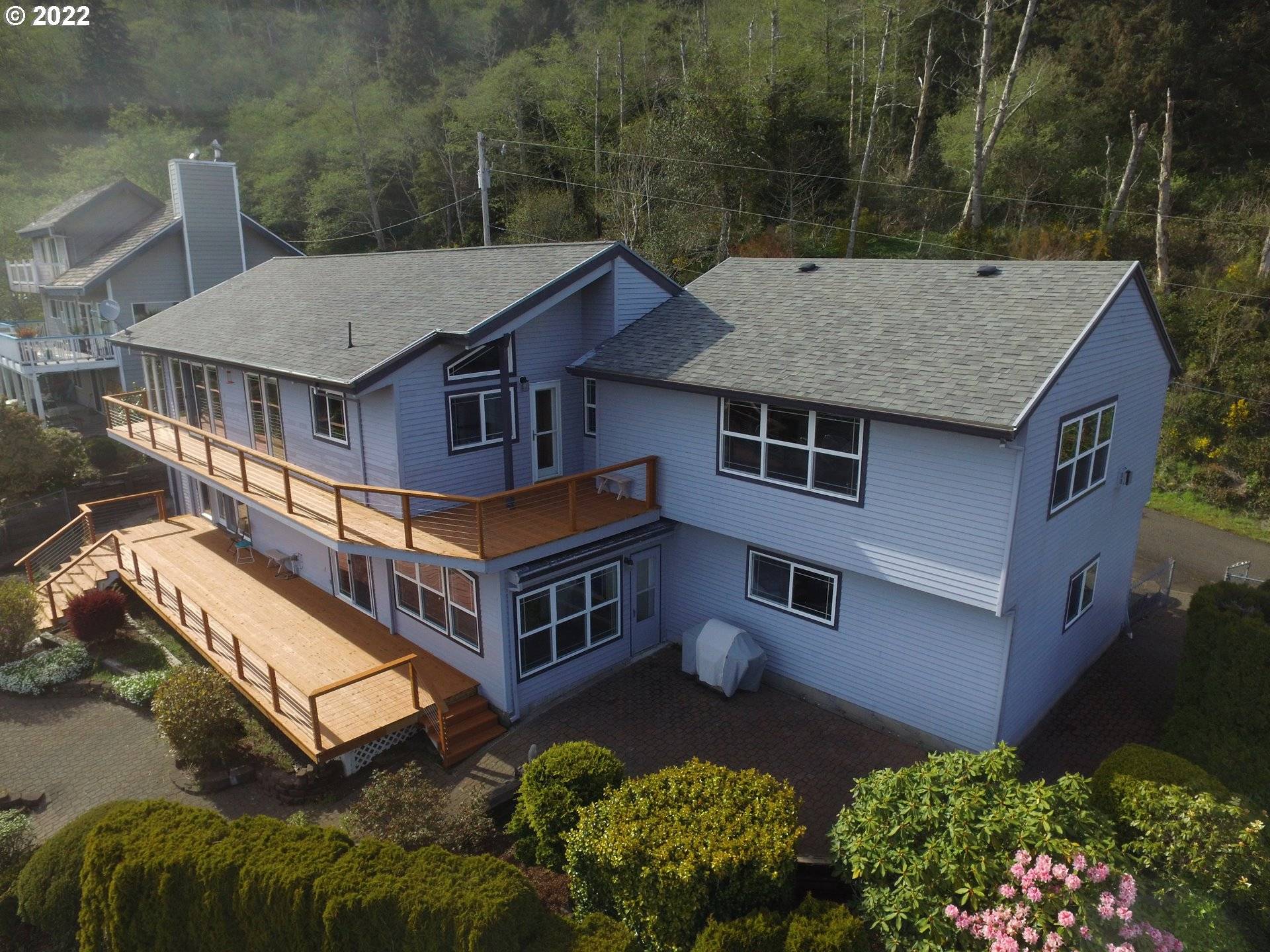 Garibaldi, OR 97118,607 HOLLY AVE