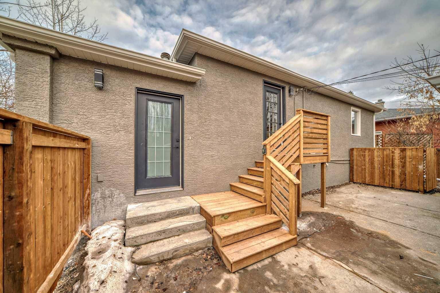 Calgary, AB T2T 0Y6,2332 Osborne CRES SW