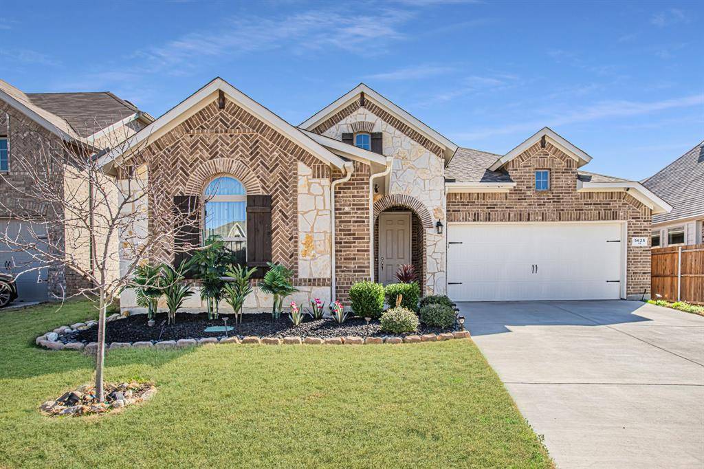 Fort Worth, TX 76179,5625 Salt Springs Drive