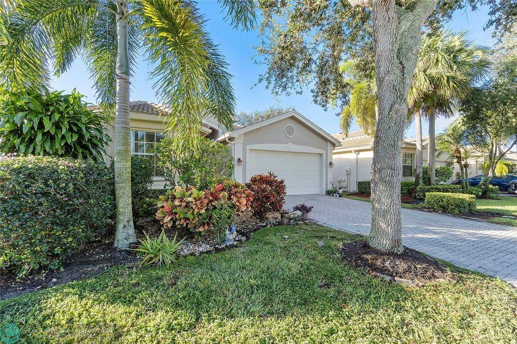 Lake Worth, FL 33467,8218 Sandpiper Glen Dr