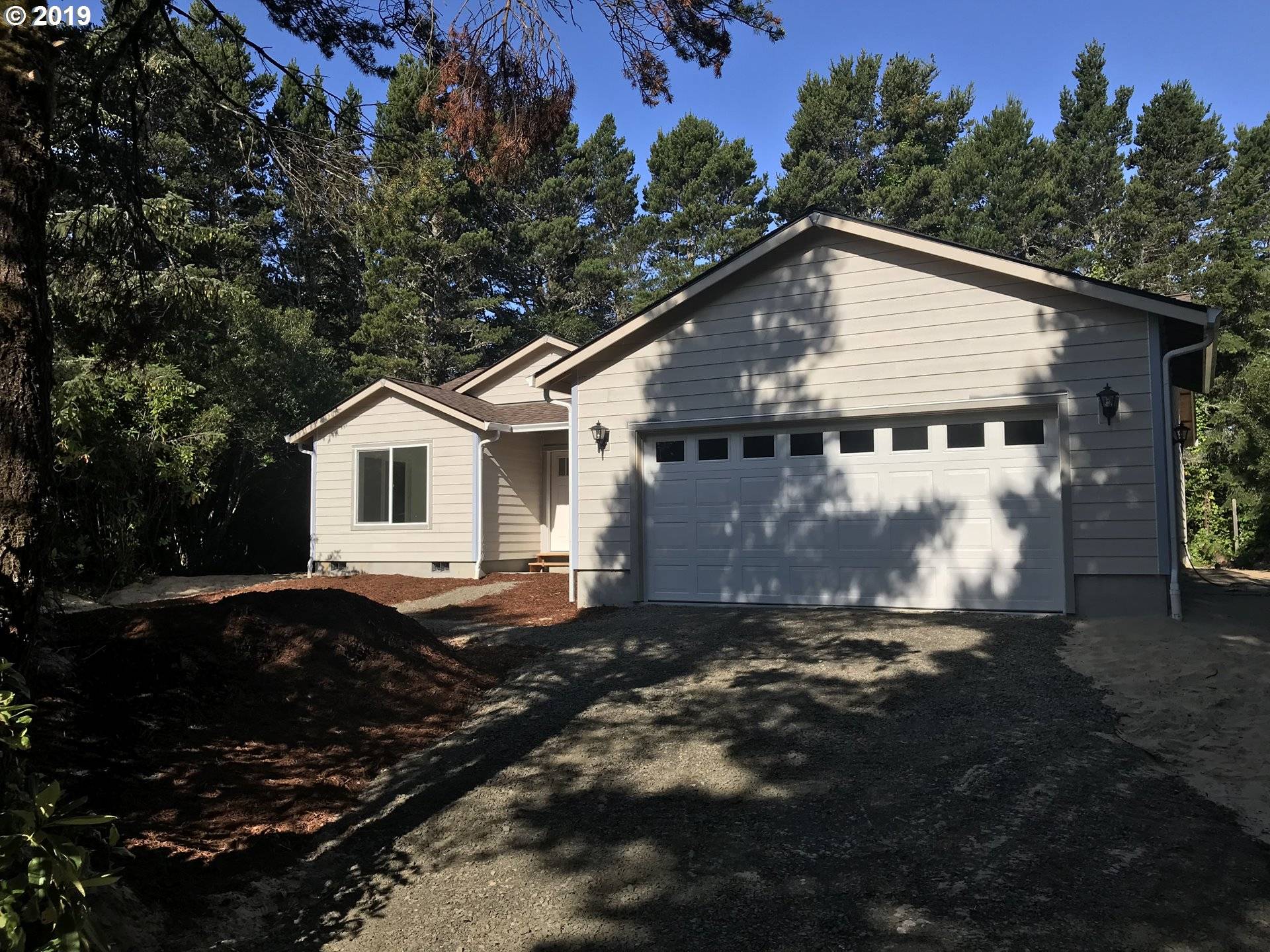 Florence, OR 97439,88108 LEEWARD DR