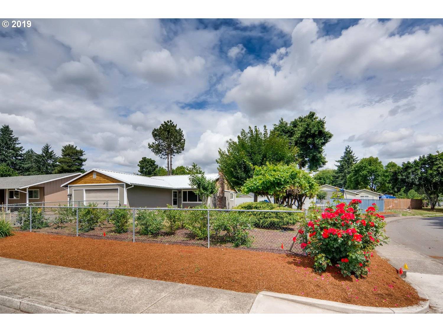 Hillsboro, OR 97124,1735 NE 17TH AVE