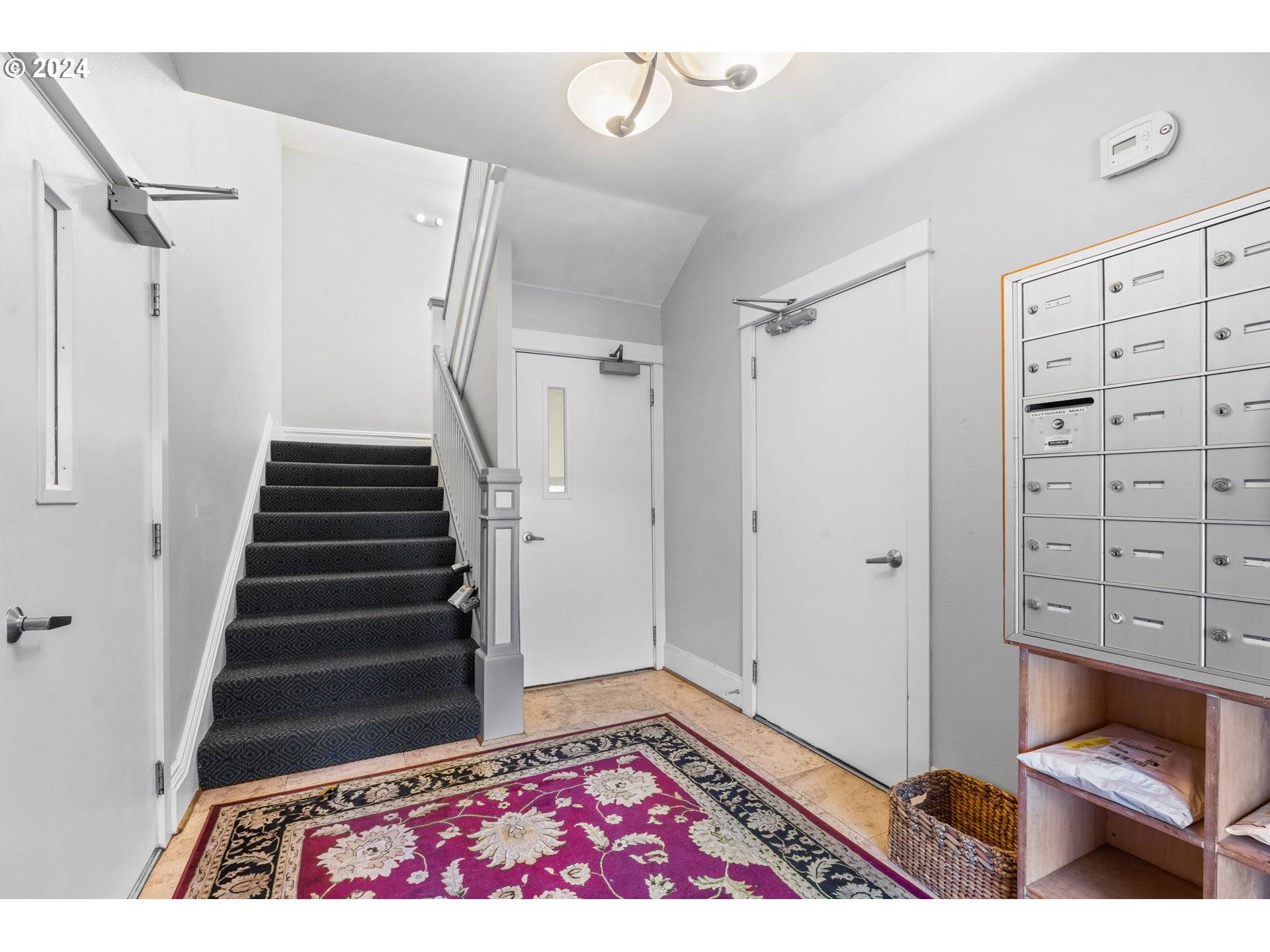 Portland, OR 97209,1714 NW COUCH ST #4