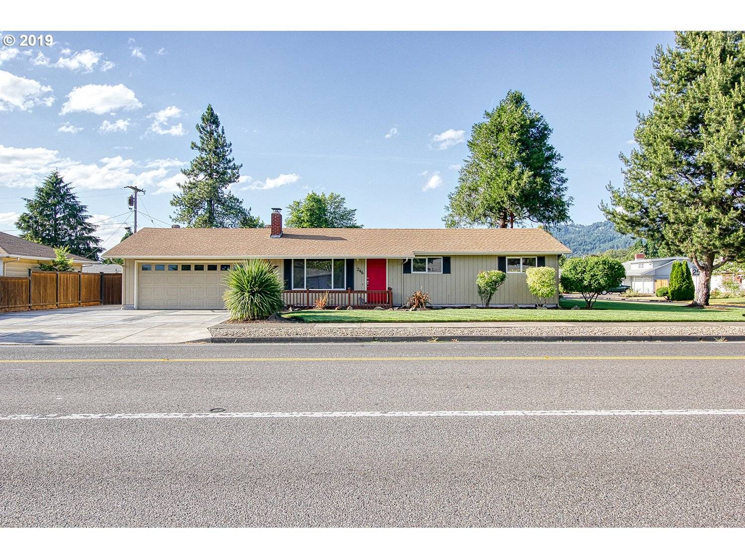 Springfield, OR 97477,246 HAYDEN BRIDGE WAY