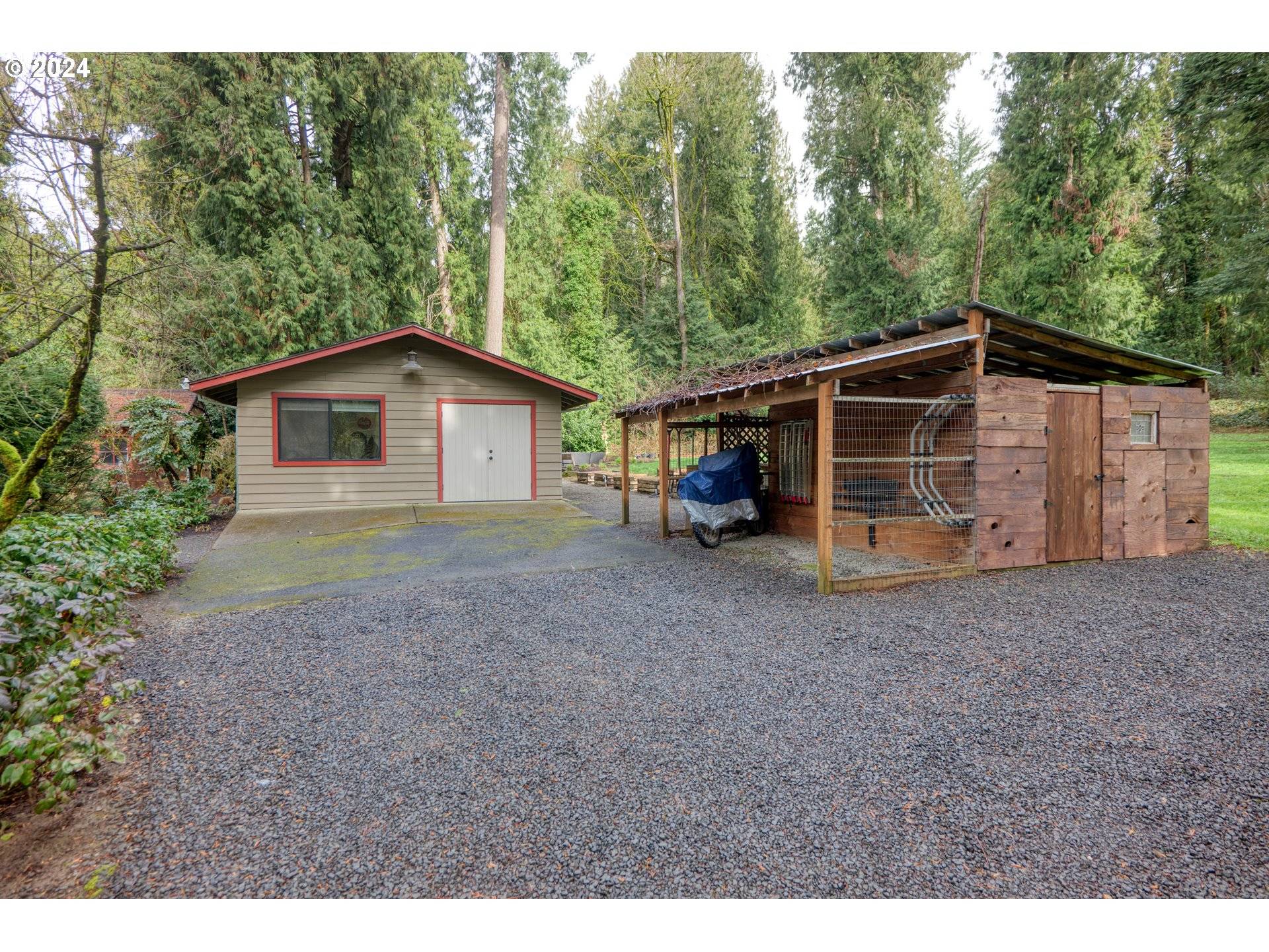 West Linn, OR 97068,245 SW TUALATIN LOOP