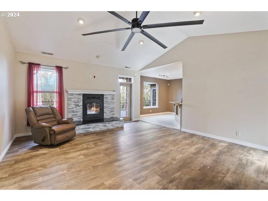 Rainier, OR 97048,75133 ALDER LN