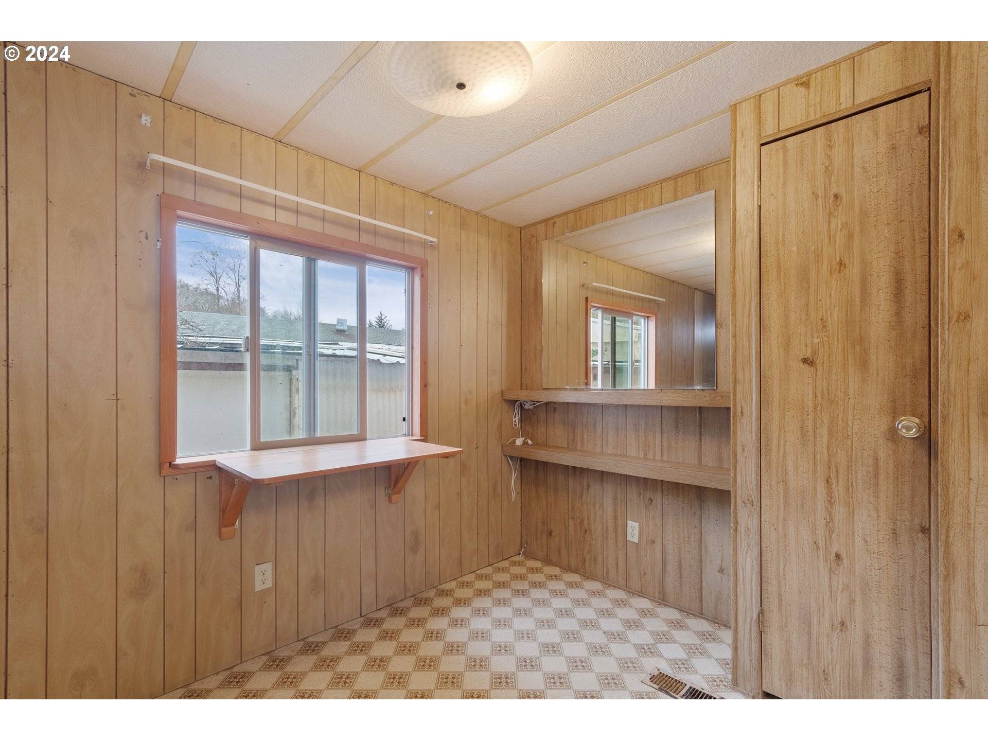 Rainier, OR 97048,29063 Hirtzel RD #4