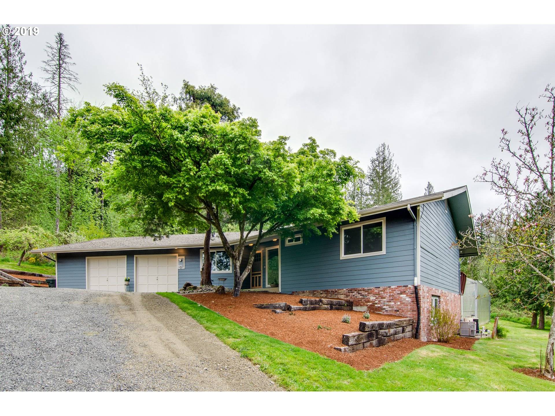 Castle Rock, WA 98611,167 POGUE LN