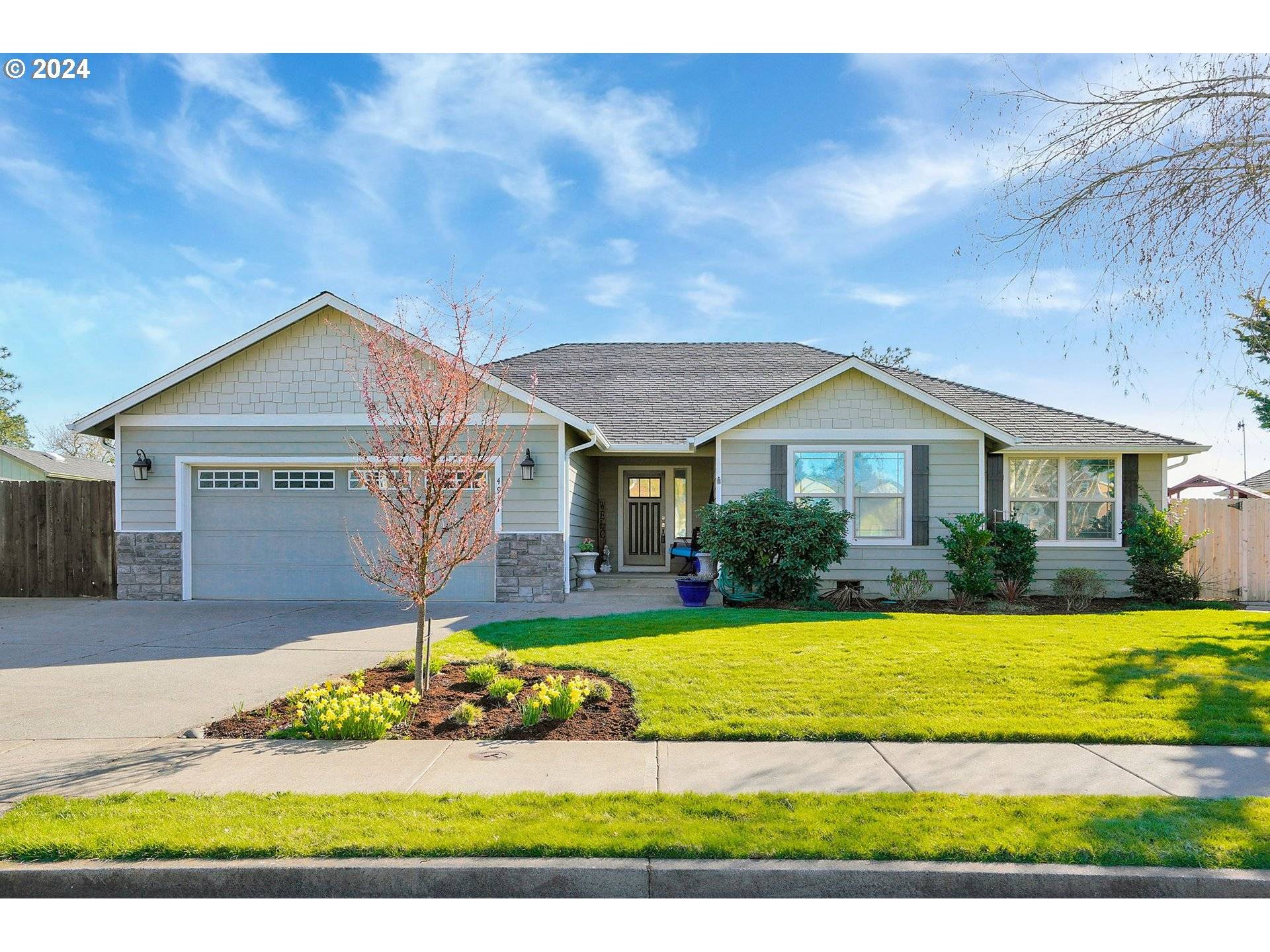 Albany, OR 97321,4911 NE Terri LN