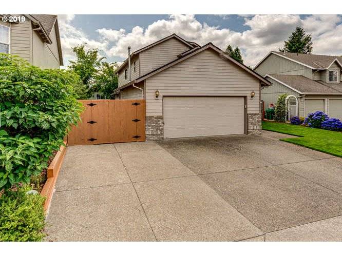 12292 SE MOUNTAIN SUN DR, Clackamas, OR 97015
