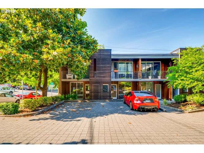 Portland, OR 97210,722 NW 24TH AVE #101