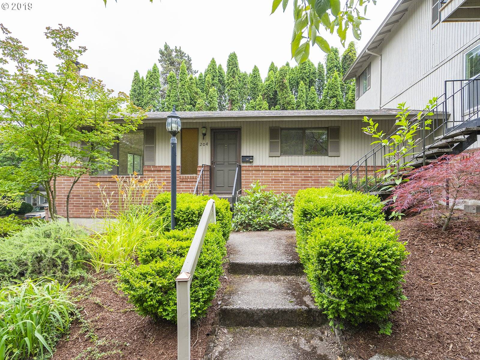 Portland, OR 97201,204 SW WOODS ST