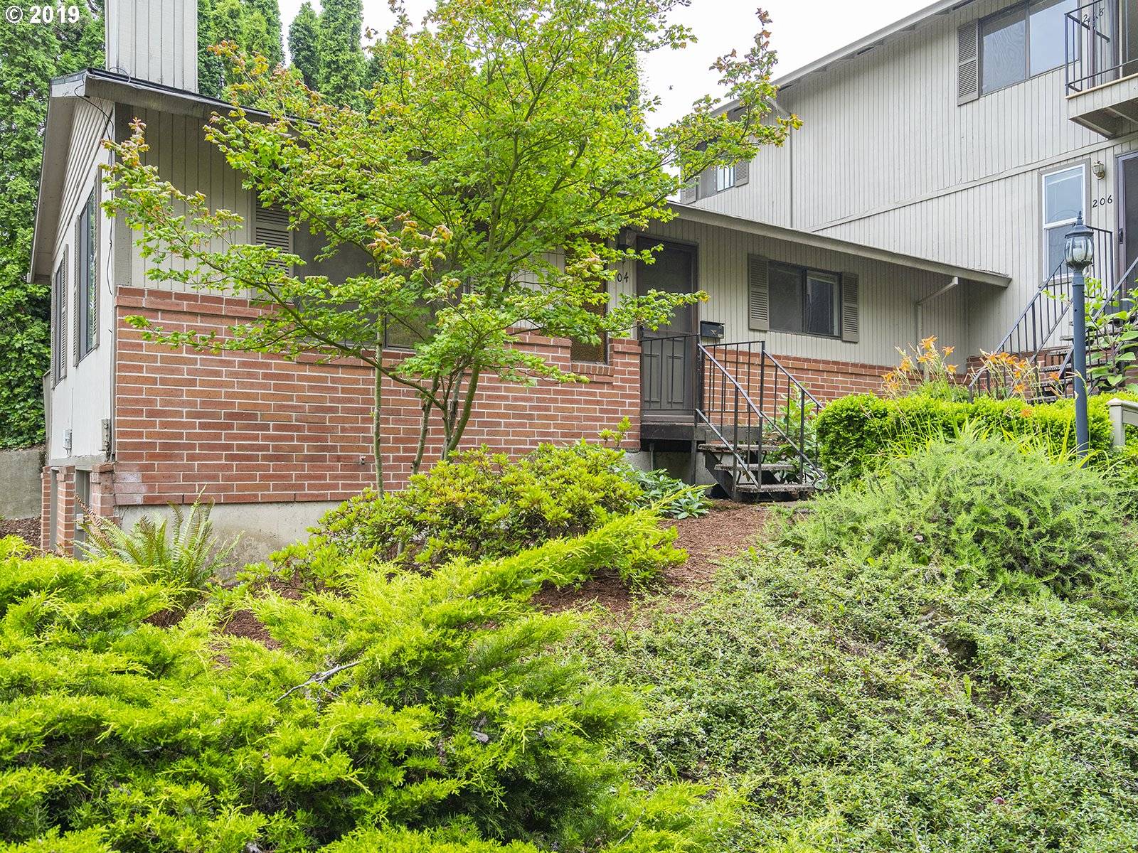 Portland, OR 97201,204 SW WOODS ST