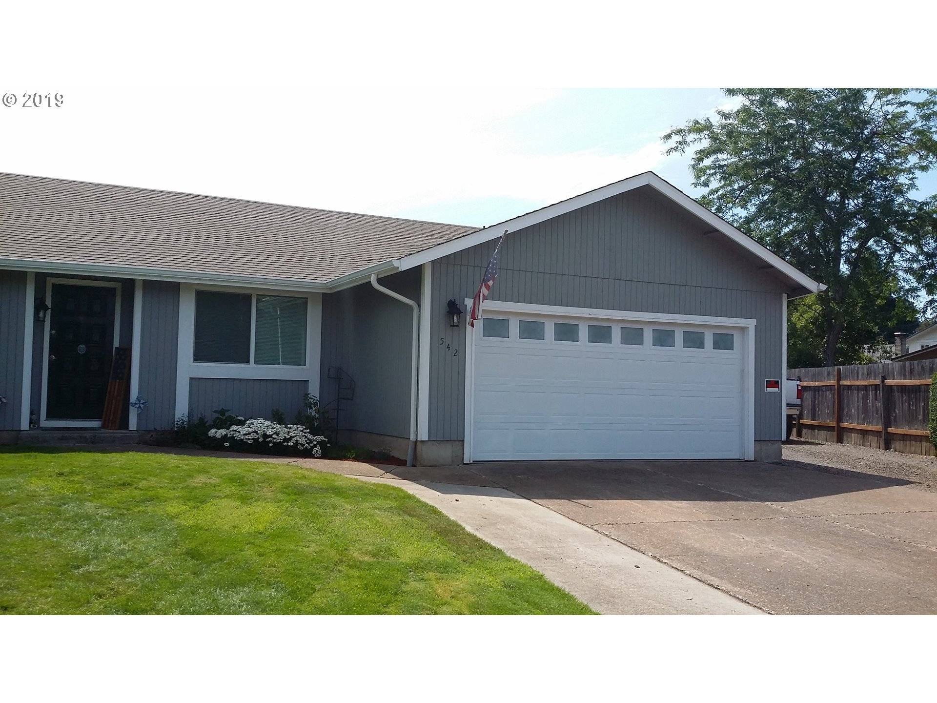 Springfield, OR 97478,542 67TH ST
