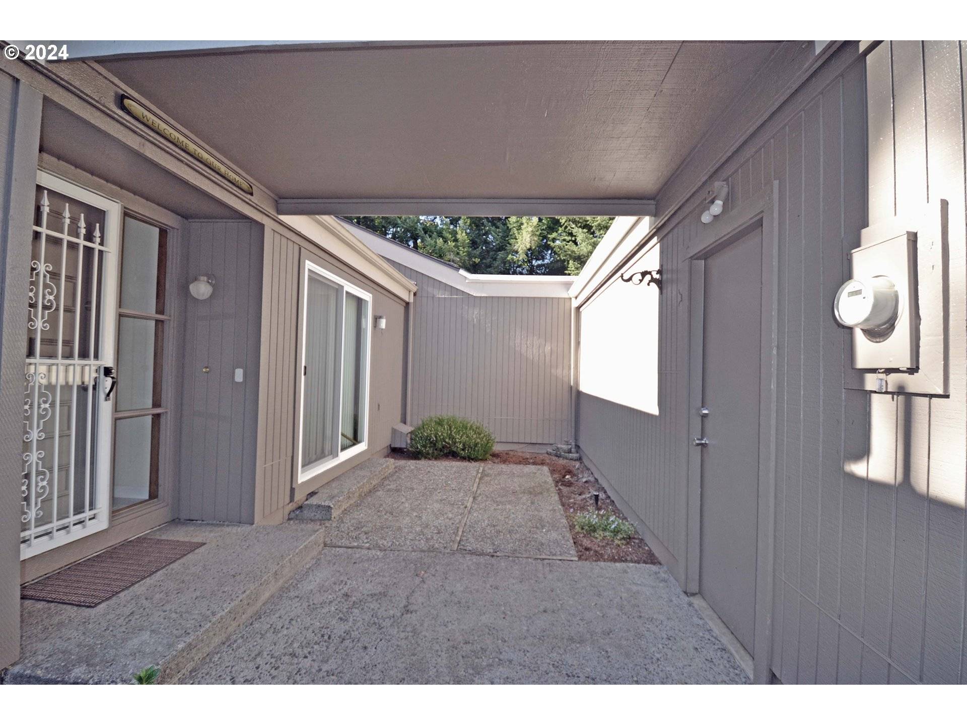 Salem, OR 97306,6587 FAIRWAY AVE SE