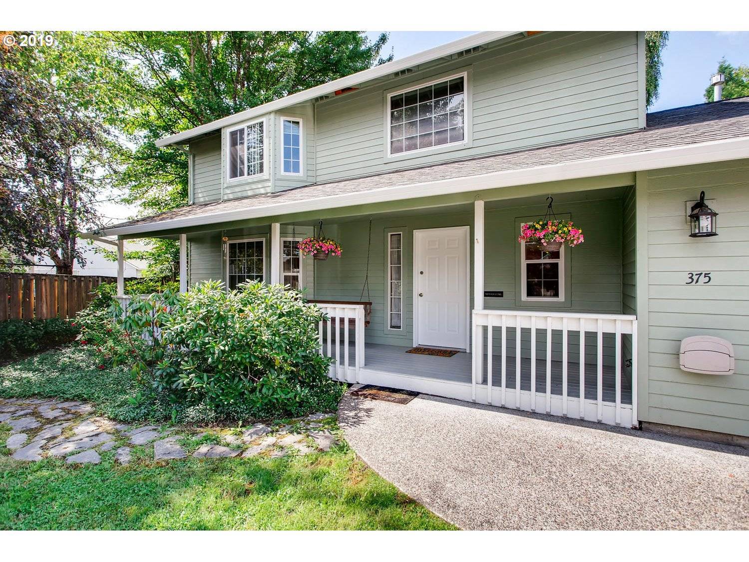 Hillsboro, OR 97124,375 NE 33RD CT