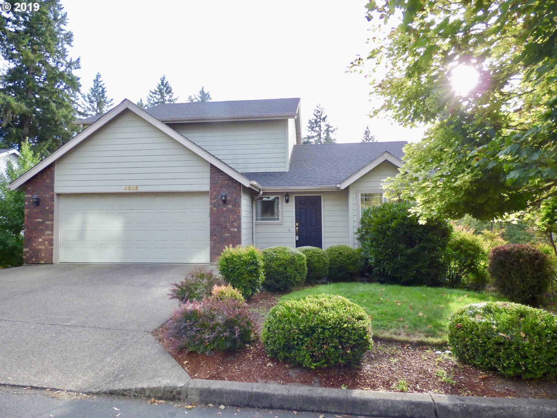 Eugene, OR 97405,4926 HUNTERS GLEN DR