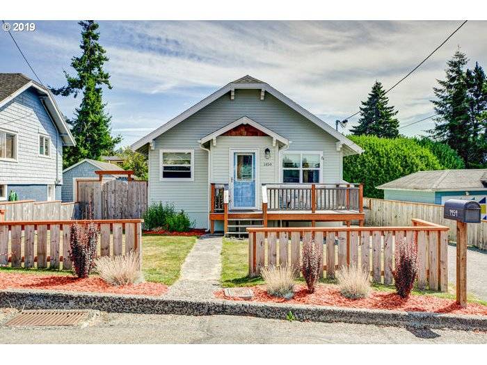 Astoria, OR 97103,1454 8th ST