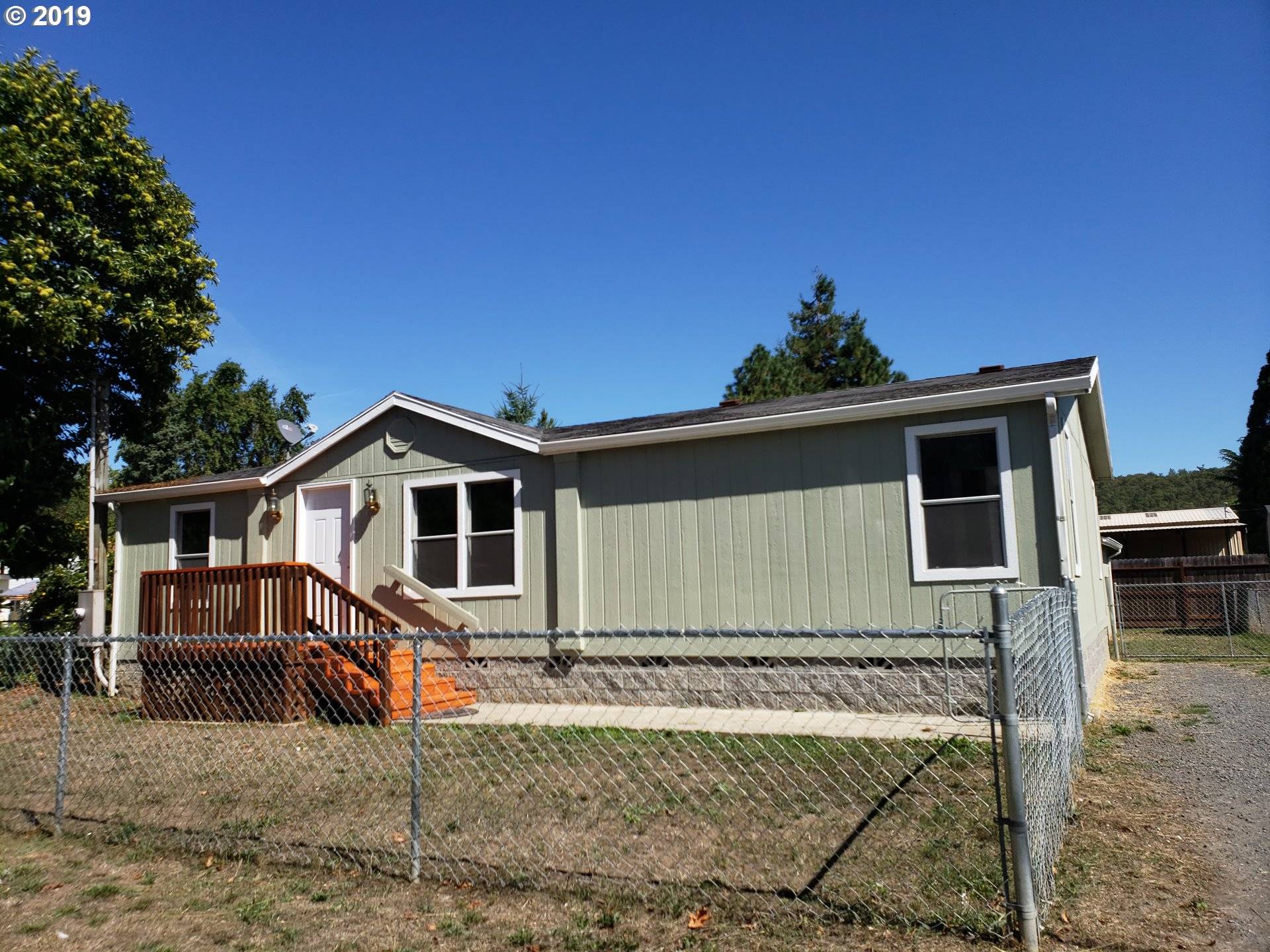 Myrtle Creek, OR 97457,441 NE CHESTNUT AVE