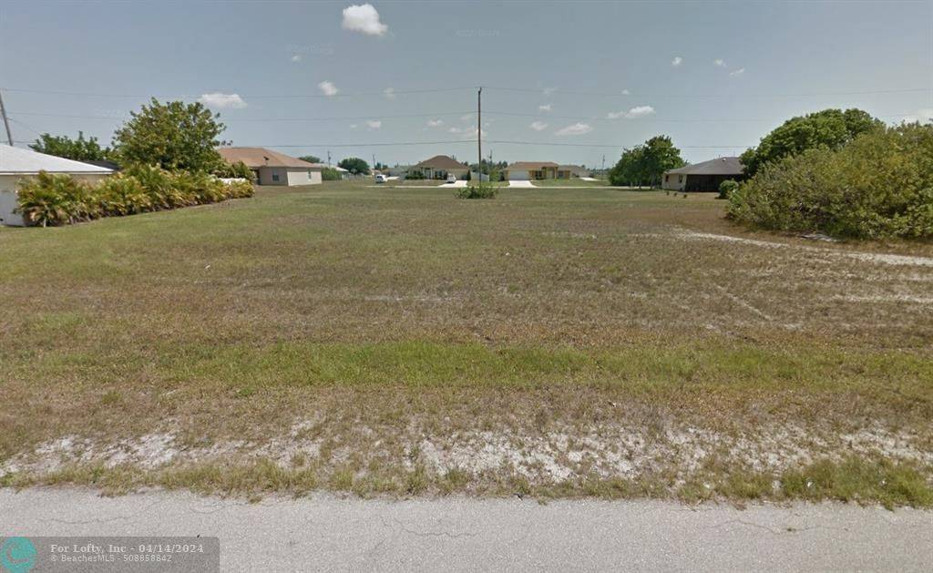 Cape Coral, FL 33909,106 NE 12th Ter