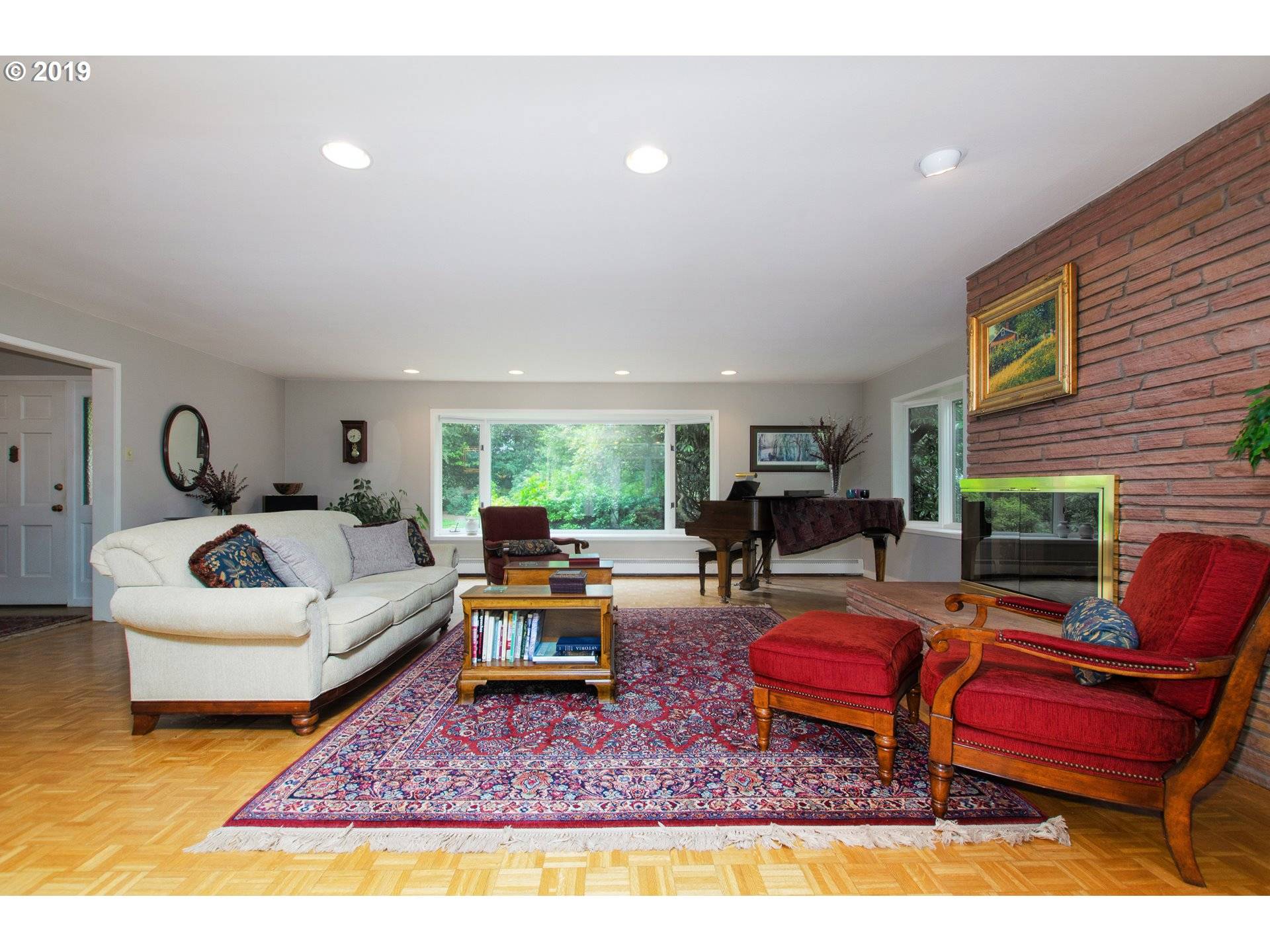 Lake Oswego, OR 97034,2151 CREST DR