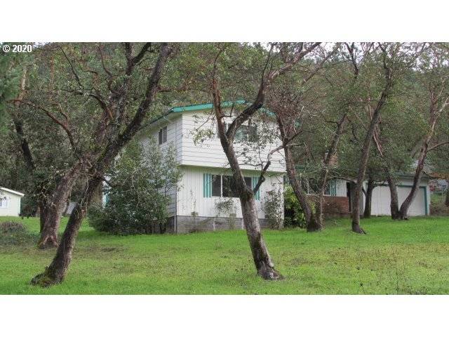 Myrtle Creek, OR 97457,359 CREST DR
