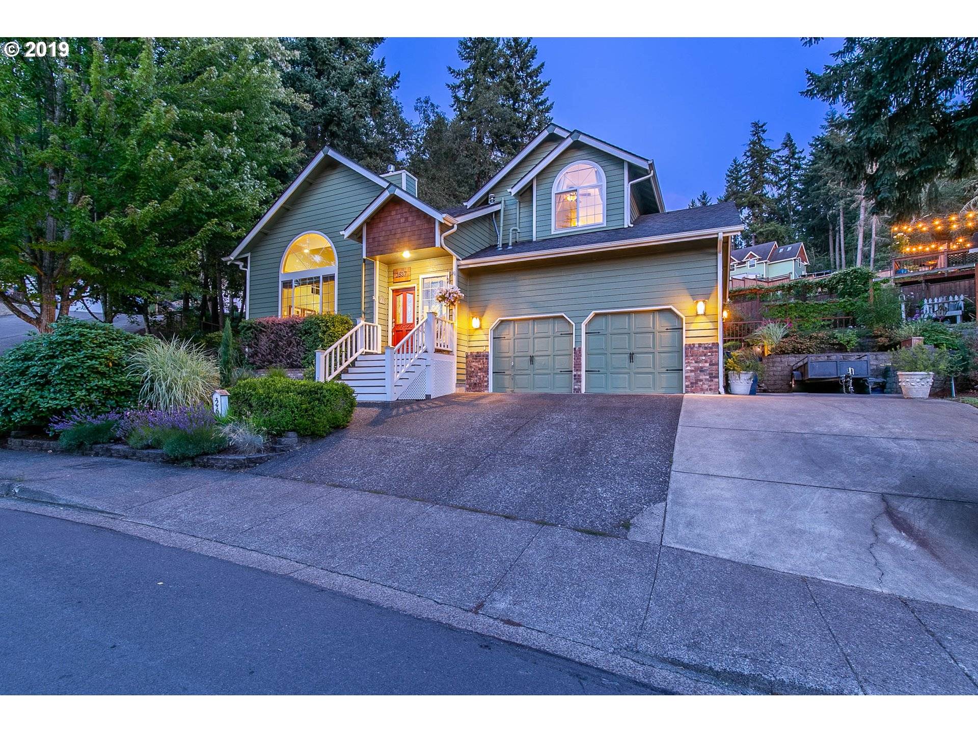 Eugene, OR 97405,2637 PARK FOREST DR