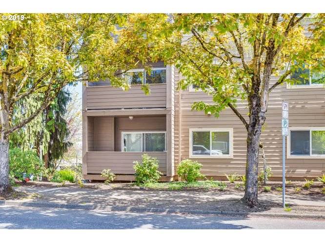 Portland, OR 97239,4320 SW CORBETT AVE SW #205