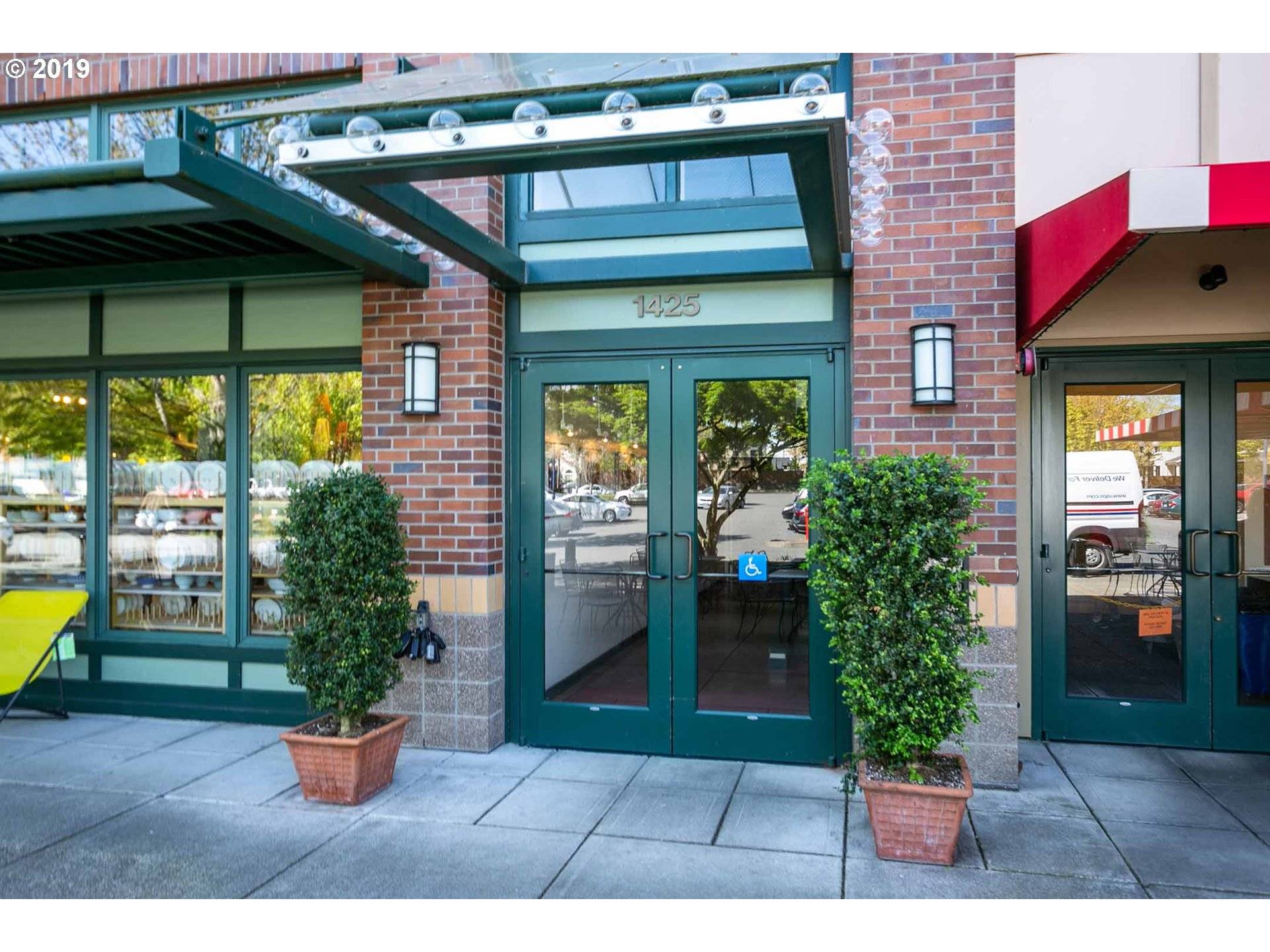 Hillsboro, OR 97124,1425 NE 61ST AVE #310