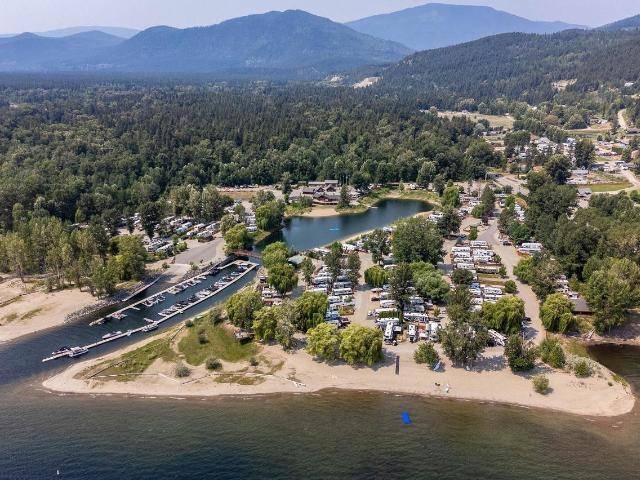 North Shuswap, BC V0E 1M4,48 COTTONWOOD DRIVE