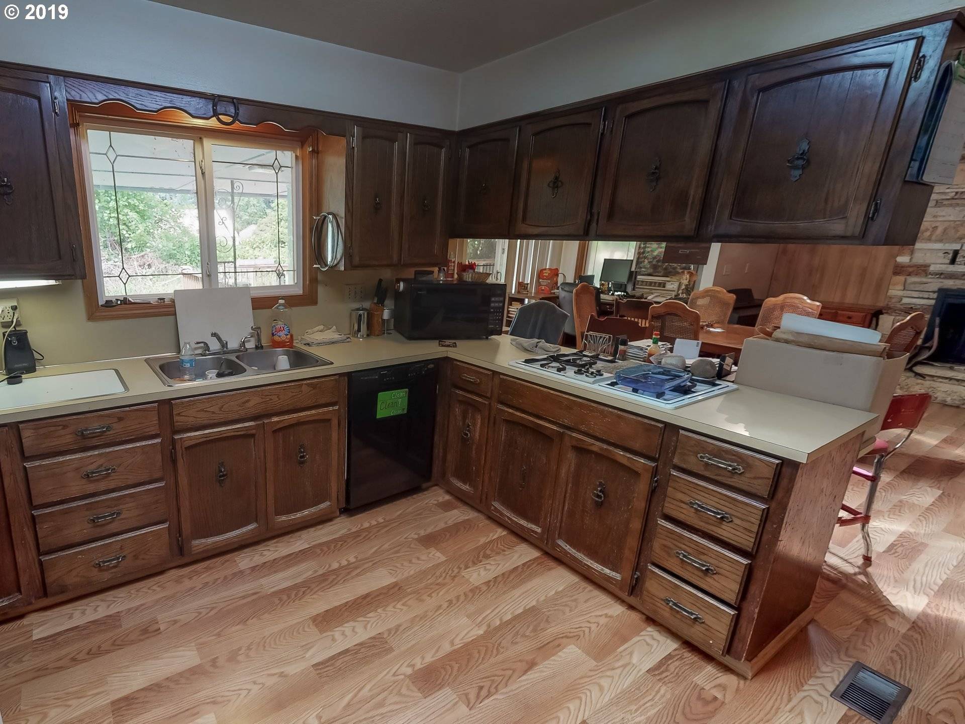 Hillsboro, OR 97124,861 NW 10TH AVE