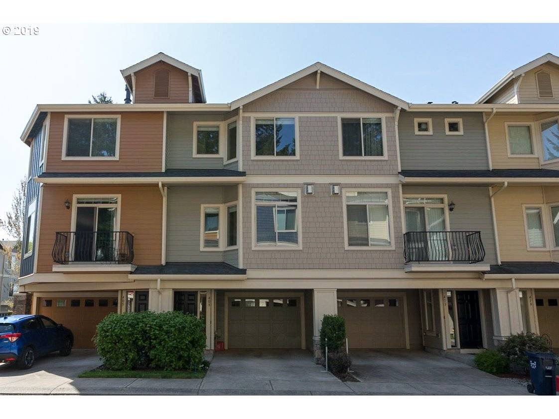 Hillsboro, OR 97006,409 NE TORK PL